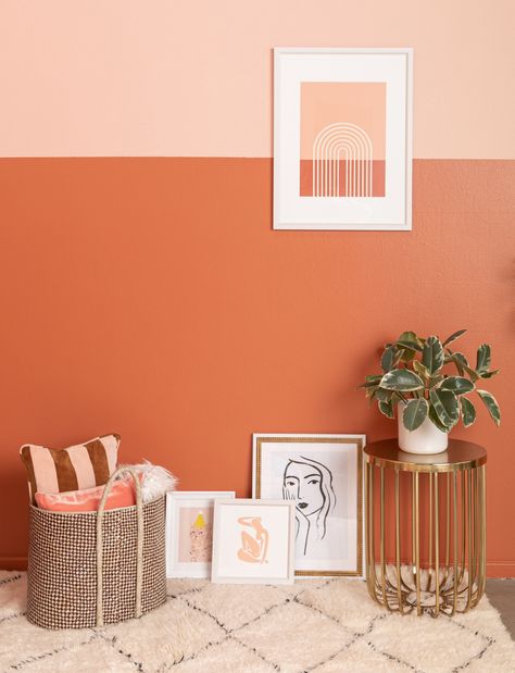 color adventures: a rust living room / via oh joy! Pantone Orange, Peach Bedroom, Earthy Bedroom, Room Wall Colors, Living Room Themes, Living Room Orange, Interior Design Color, Paint Techniques, Dream Office