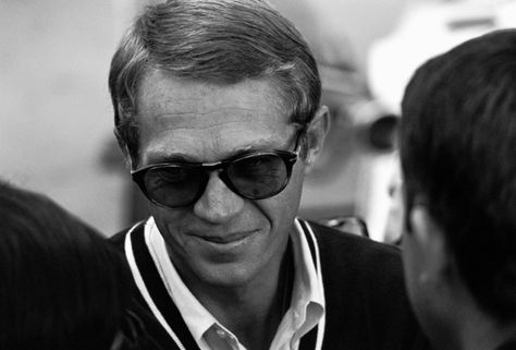 Steve Mcqueen Style, Happy Birthday Steve, Steven Mcqueen, Thomas Crown Affair, Acid Art, Steve Mc, Actrices Hollywood, Steve Mcqueen, Actor Photo