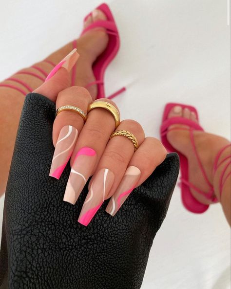 It Girl Nails, Spring Nails Coffin, Burgundy Acrylic Nails, Ballerina Nails Designs, Pink White Nails, Nails Clean, Bright Pink Nails, Pink Summer Nails, Baby Pink Nails