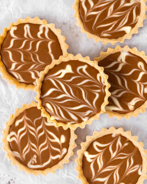 Lotus Biscoff Tarts (Vegan Cookie Butter Tartlets!)