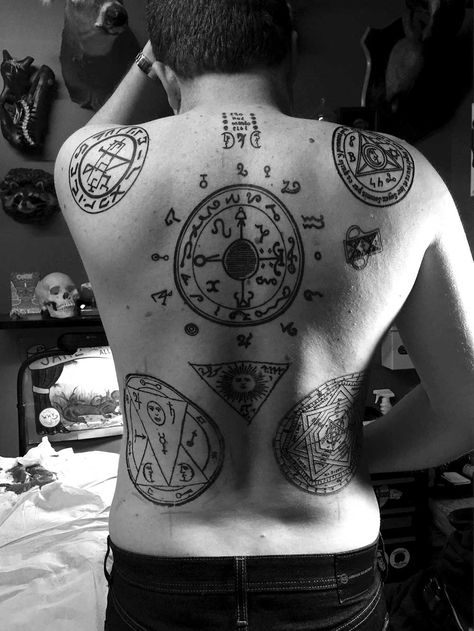 Chaos Magick Tattoos Constantine Tattoo, Magick Tattoo, Occult Tattoos, Esoteric Tattoo, Chaos Tattoo, Yantra Tattoo, Alchemy Tattoo, Chaos Magick, Occult Tattoo