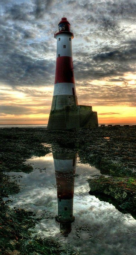 Lighthouse High Dynamic Range Photography, Lighthouse Pictures, Hdr Photos, Beautiful Lighthouse, Hdr Photography, Chateau France, Light House, Jolie Photo, Pics Art