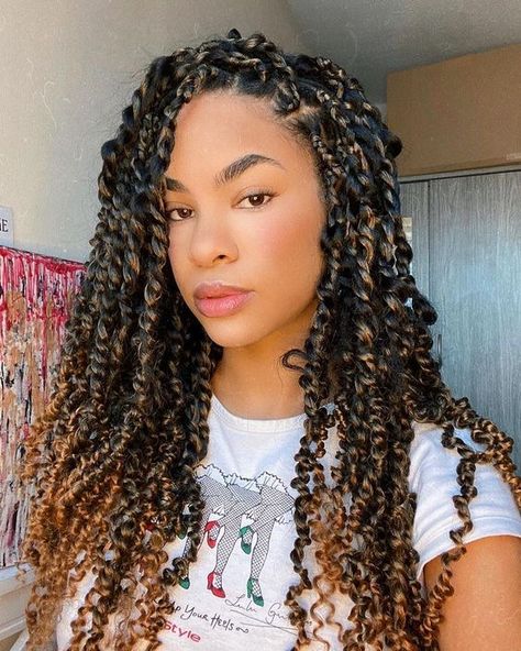 Elegant Hairstyles For Wedding, Braid Hair Dos, Passion Twist Crochet, Crochet Hairstyles, Passion Twists, Hairstyles For Wedding, Twist Braid, Woman Hair, Twist Braid Hairstyles