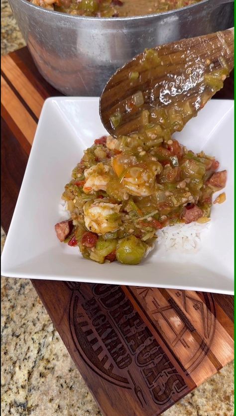 Smoked Sausage And Shrimp, Smothered Okra, Sauteed Okra, Okra Stew, Okra Recipes, Cajun Dishes, Seafood Entrees, Louisiana Recipes, Creole Recipes