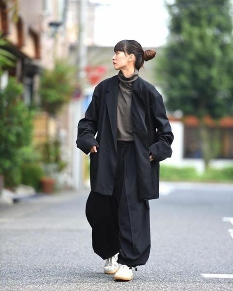 Japan Streetwear, 일본 패션, Estilo Hippie, غرفة ملابس, Mode Kpop, Korean Fashion Trends, Japanese Street Fashion, Japanese Outfits, Mode Inspo