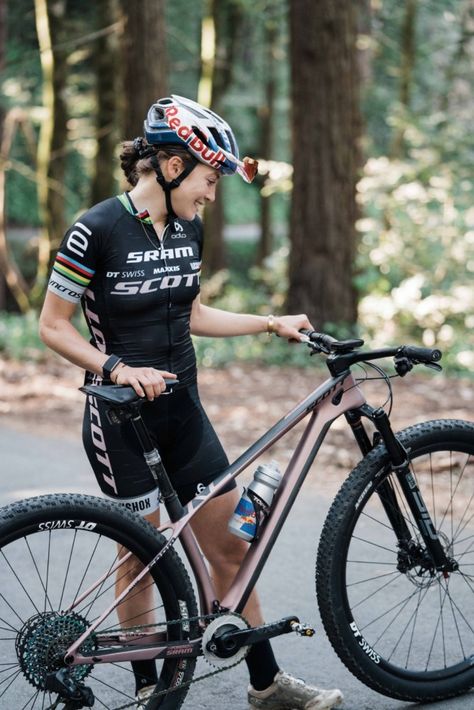 Kate Courtney, Scott Scale, Aesthetic Bike, Mountain Biking Women, Hardtail Mountain Bike, Bike Equipment, World Cup Champions, New Bike, Mountain Bike Shoes