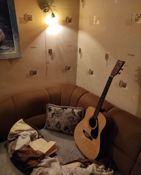 Guitar, aesthetic, blanket, book, pillow, cozy place Evening Aesthetic, Ep Cover, Guitar Room, Room Ideas Aesthetic, Cozy Place, Cozy Room, Room Aesthetic, Playing Guitar, Acoustic Guitar