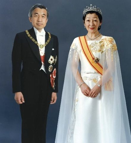 Emperor Emeritus, Akihito. And Empress Emeritus, Michiko. Empress Michiko, Japanese Emperor, Indian People, Queen Elizabeth Ii, Losing Her, Elizabeth Ii, Princess Diana, Queen Elizabeth, Royal Family