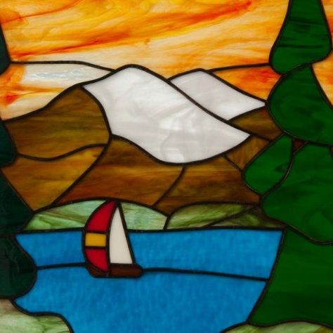 Pin on Ceramika Boat Lake, Glass Art Pictures, Art Glass Jewelry, Stained Glass Door, Painted Glass Art, Art Glass Lamp, Stained Glass Birds, Glass Bottles Art, Glass Art Projects