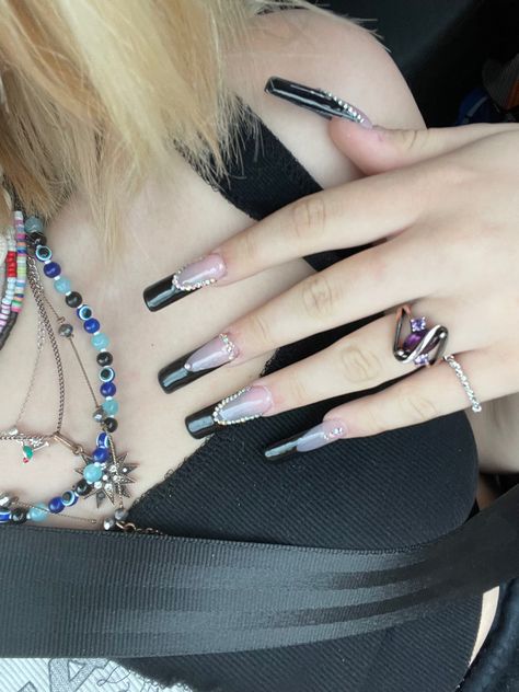 Black French Tip Nails Square With Gems, Black French Tip Diamond Nails, Black French Tip With Gems, Black French Tip With Rhinestones, Black French Tip Nails Coffin Long With Diamonds, Black French Tips With Rhinestones, Black Nails Jewels, French Tip With Jewels, Black Acrylic Nails With Rhinestones