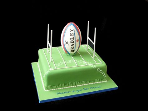 Rugby Union Bar Mitzvah Cake                                                                                                                                                                                 More Rugby Cake, Rugby Party, Rich Fruit Cake, Rugby Birthday, Sport Cakes, 60th Birthday Cakes, Football Birthday Party, Adult Birthday Cakes, Football Cake