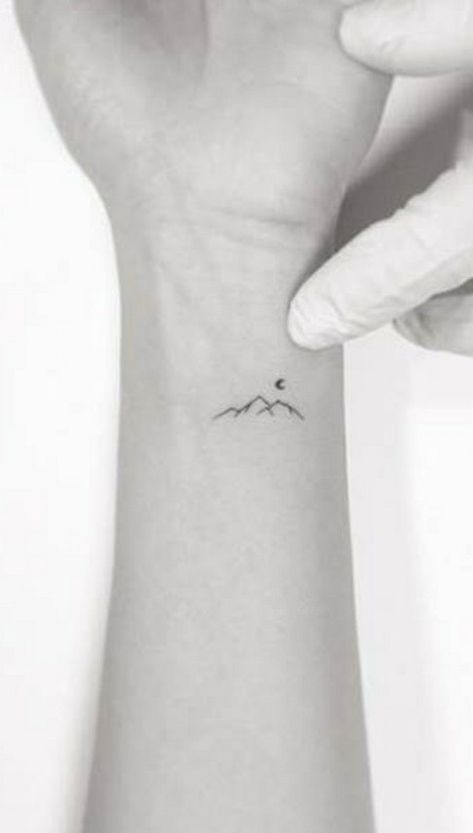 Moutain Tattoos, Small Mountain Tattoo, Tattoo Mountain, A Small Tattoo, Mountain Tattoo Simple, 7 Tattoo, Tattoo Trend, Shape Tattoo, Small Girl Tattoos