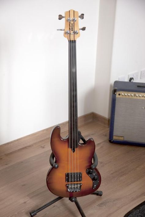 Wal Pro1 Bass Design, Dark Times, Beautiful Guitars, Bass Guitars, Electric Guitars, Cool Guitar, Vintage Guitars, Music Gear, Bass Guitar