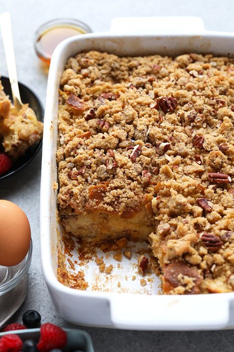 Prep this  Maple Pecan Overnight French Toast Bake with Sourdough the night before so that you can serve your guests a healthy warm meal in the morning. Everyone will be asking for the recipe! Overnight French Toast Bake, Pecan French Toast, Overnight French Toast Recipe, French Toast Bake Overnight, Pumpkin French Toast Casserole, French Toast Casserole Easy, French Bread French Toast, Cinnamon Roll French, Baked French Toast Casserole