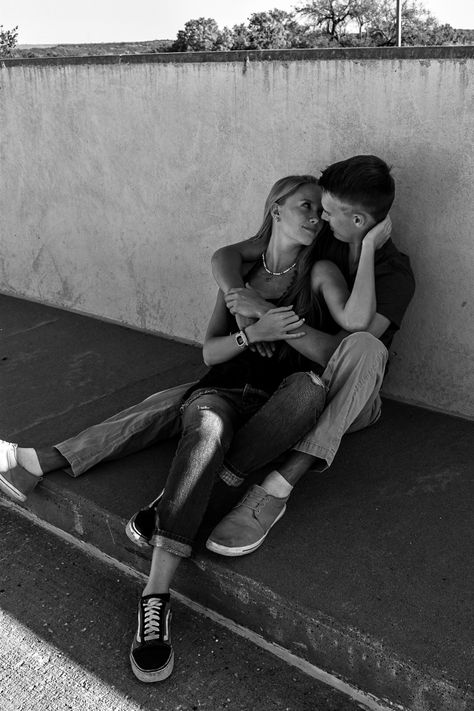 Rooftop Photoshoot Ideas Couple, Couple Poses Parking Garage, Parking Garage Couple Photoshoot, Parking Garage Engagement Photoshoot, Parking Garage Photoshoot Couple, Sarah Walton, Rooftop Pics, Photoshoot For Couples, Parking Garage Photoshoot