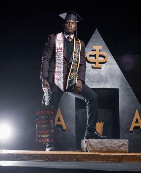 Alpha Phi Alpha Fraternity, Alpha Fraternity, Alpha Phi Alpha, Masters Degree, Graduation Picture Poses, College Graduation, Graduation Pictures, Fraternity, Black Aesthetic