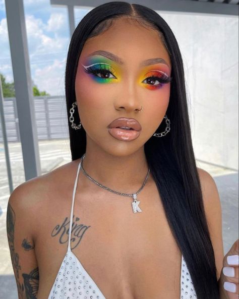 @sarstephenn ʚɞ Pride Makeup Ideas, Plouise Makeup Academy, Bold Makeup Looks, Carnival Makeup, Pride Makeup, Makeup For Black Skin, Vintage Photoshoot, Photo P, Bold Makeup