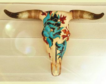 Painted Deer Skulls, Painted Animal Skulls, Deer Skull Art, Painted Cow Skulls, Cow Skull Decor, Cow Skull Art, Steer Skull, Antler Art, Bone Art