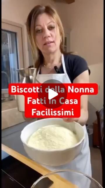 Tasty & Easy Recipes on Instagram: "Biscotti della Nonna Fatti in Casa Facilissimi  Ingredienti: 400 g Farina di semola rimacinata 100 g di olio extravergine d’oliva  2 uova 100 g di zucchero 10 g di lievito per dolci in polvere Scorza di arancia o limone Prima di infornare: Zucchero semolato q.b Zucchero a velo q.b In forno a 180 gradi ventilato preriscaldato per 15 minuti circa #biscottidellanonna #biscotti #biscottini #biscottidinatale #biscottialburro #biscottisenzaglutine #biscottiartigianali #biscottiintegrali #savoiardi #savoiardibiscuits #biscottifattincasa #tasty #tastyfood #tastytasty #tastydessert #tastyjapan #tastyfoods #tastygram #tastyvegan #tastyandeasy #fattoincasa" Tasty Easy Recipes, Italian Biscotti, Truffle Recipes, Truffle Recipe, Italian Cookies, March 4, Dinner Rolls, Easy Recipes, Truffles