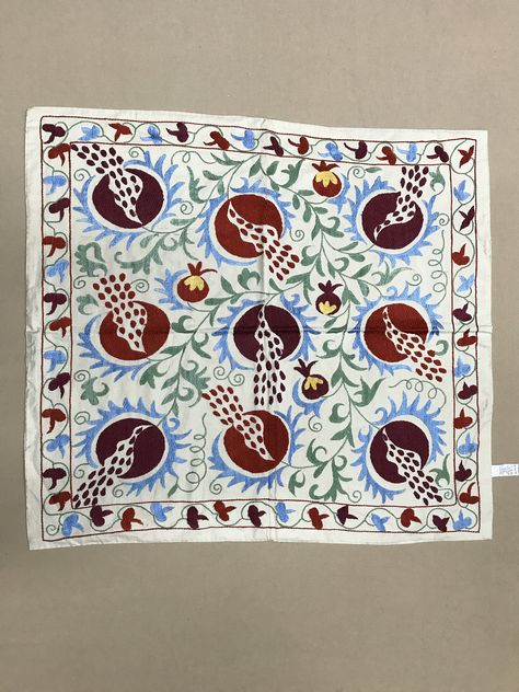 Wall Hanging Embroidery, Hanging Embroidery, Suzani Fabric, Handmade Tablecloth, Office Materials, Embroidery Motifs, Large Rugs, Pattern Making, Pomegranate