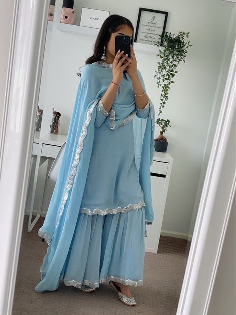 Blue Sharara, Punjabi Dress Design, Sharara Designs, Pengantin India, Trendy Outfits Indian, Lehenga Designs Simple, Traditional Indian Dress, Desi Fashion Casual, Pakistani Fancy Dresses