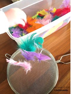 Motor Skills Tuff Tray, Fine Motor Activities For Infants, Bird Activity For Toddlers, Feather Sensory Bin, Bird Activities For Toddlers, Feather Activities, Feather Activity, Feather Sensory Play, Feather Fine Motor Activities