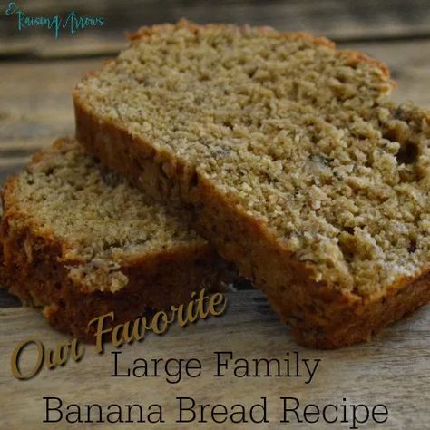 This earthy, not-too-sweet banana bread recipe offers down home goodness in large family quantities! | RaisingArrows.net Sweet Banana Bread Recipe, Sweet Banana Bread, Banana Nut Bread Recipe, Tummy Yummy, Large Family Meals, Fruit Bread, Best Banana Bread, Banana Nut Bread, Bulk Food