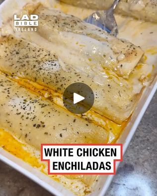 Chicken Enchiladas Videos, Wet Chicken, White Chicken Enchiladas, Chicken Enchilada, White Chicken, Chicken Enchiladas, Mexican Dishes, Meat Dishes, Mexican Food