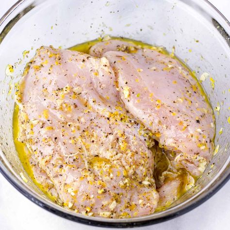 Easy Lemon Chicken Marinade Lemon Chicken Marinade, Lemon Marinade, Grilled Peach Salad, Marinate Chicken, Chicken Breast Crockpot Recipes, Crockpot Chicken Breast, Marinating Chicken Breast, Ground Chicken Recipes, Peach Salad