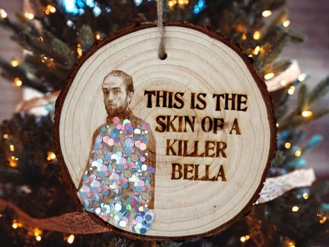 Twilight Ornament Skin Of A Killer Bella, Engagement Picture Frame, Nightmare Before Christmas Wedding, Engraved Christmas Ornaments, Nightmare Before Christmas Tattoo, Funny Christmas Tree, Christmas Tattoo, Funny Christmas Ornaments, Funny Ornaments