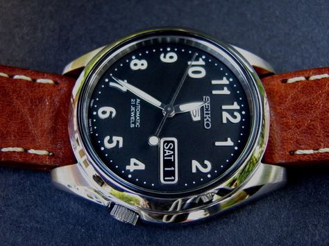 Seiko 5 SNK381 Seiko Snk381, Cheap Suits, Watch Ideas, Seiko Automatic, Seiko Presage, Field Watches, Seiko 5, Seiko Watches, Tick Tock