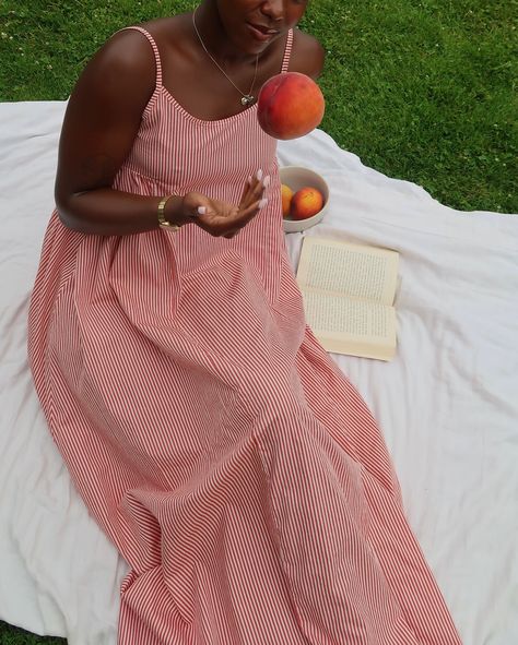 If you asked me why do I read books… Wearing @sonderhaus.studios picnic dress 🧺💗. Why Do I Read, Black Women Dresses, Picnic Outfit Summer, Picnic Outfit, Black Women Dress, Fall Picnic, Picnic Dress, Photoshoot Themes, Dresses Ideas