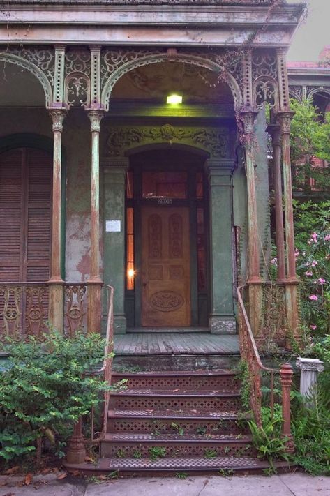 new orleans #courtyardgarden #new #orleans #courtyard #garden New Orleans Architecture, Shotgun House, House Of The Rising Sun, New Orleans French Quarter, New Orleans Homes, Central City, New Orleans Louisiana, Crescent City, Architecture Old