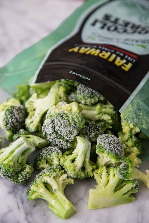 10 Smart Ways to Use Frozen Broccoli — Tips from The Kitchn Frozen Broccoli Recipes, Quick And Healthy Meals, How To Make Broccoli, Frozen Broccoli, Healthy Menu, Frozen Veggies, Broccoli Recipes, Frozen Vegetables, Veggie Sides