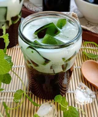 es cincau jelly pandan Oreo Pudding Dessert, Easy Yorkshire Pudding Recipe, Resep Dessert, Oreo Desserts, Yorkshire Pudding Recipes, Indonesian Desserts, Avocado Dessert, Indian Rice Recipes, Dessert Box