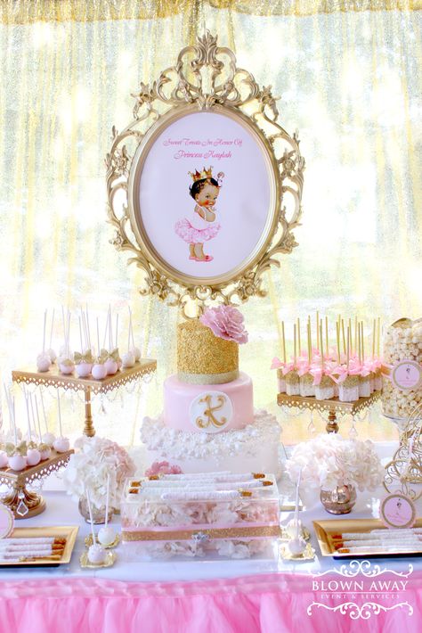 Princess Kaylah's Baby Shower | CatchMyParty.com Disney Baby Shower Ideas, Baby Shower Princess Theme, Tutu Baby Shower, Ballerina Baby Showers, Girl Shower Themes, Royal Baby Showers, Princess Decorations, Disney Baby Shower, Baby Shower Party Ideas