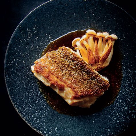 Crispy Tilefish with Ponzu Butter | We like to think that Japanese tilefish gets its name from its broad, overlapping scales. They crisp like potato chips as the fish curls upward in the pan. Finish this dish from photographer Eric Wolfinger with a drizzle of melted butter combined with Yuzu Ponzu. Quick Fish Recipes, Tile Fish, Grilled Halibut, Easy Tomato Sauce, Fish Tacos Recipe, Fish Sandwich, Ginger Sauce, Lime Sauce, Grilled Salmon