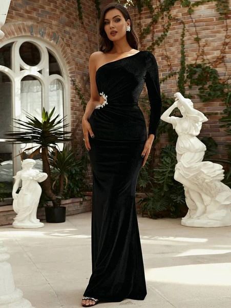 Sleek Silhouette Black Pearl Embellishments One-Shoulder Party Dress – Ncocon Velvet Evening Dress, Evening Gala, Slit Wedding Dress, Velvet Party Dress, One Shoulder Gown, Dress Women Elegant, فستان سهرة, Sequin Party Dress, Vestidos Prom