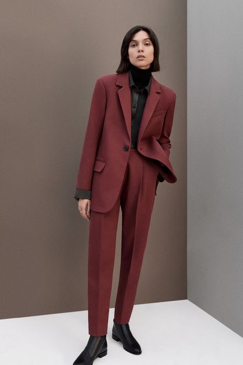 Woman In Suit, Woman Suit Fashion, Red Suit, Formal Outfit, Professional Outfits, Suit Fashion, Looks Vintage, Classy Outfits, Aesthetic Clothes