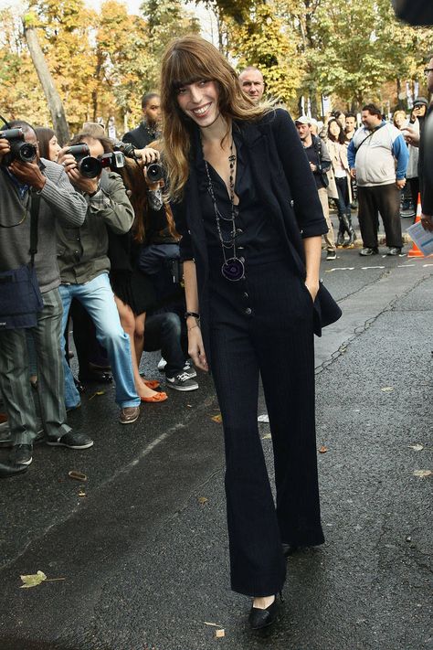 Lou Doillon Style, Dress Like A Parisian, Lou Doillon, Katharine Hepburn, Street Style Paris, French Women, Paris Street Style, Celebrity Street Style, Paris Street