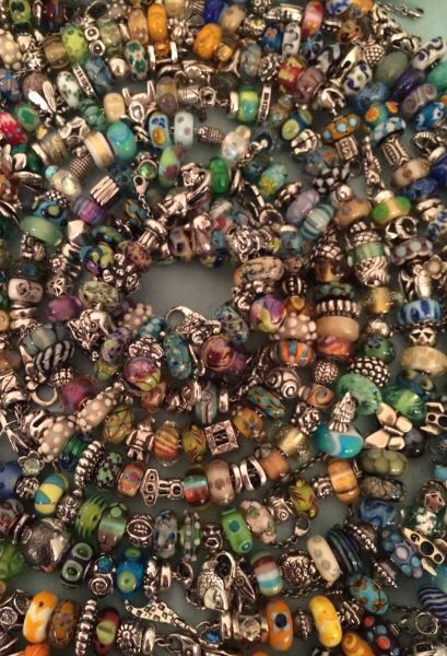 Trollbeads Bracelet, Troll Beads, Pandora Beads, Metal Works, Metal Words, Bracelet Designs, Jewelry Inspiration, Christmas Wreaths, Glass Beads