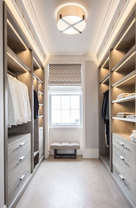 Open Plan Dressing Room, Narrow Dressing Room Ideas, Narrow Dressing Room, Tiny Dressing Room, Small Walk In Wardrobe, Open Dressing Room, Narrow Closet Design, Open Dressing, Kids Closets