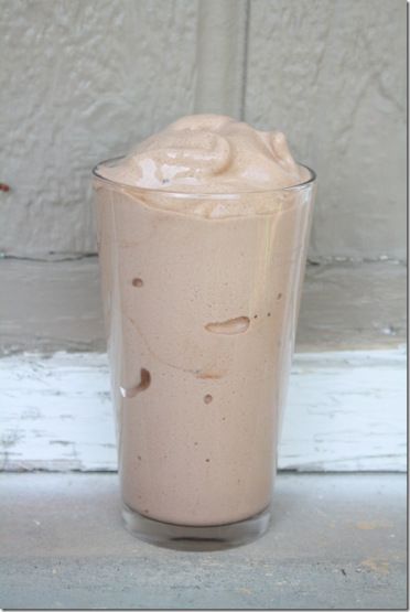 Healthy Frosty, Wendy's Frosty, Paleo Keto Recipes, Wendys Frosty, Avocado Cream, Chocolate Shake, Protein Shake Recipes, I Love Chocolate, Vanilla Protein Powder