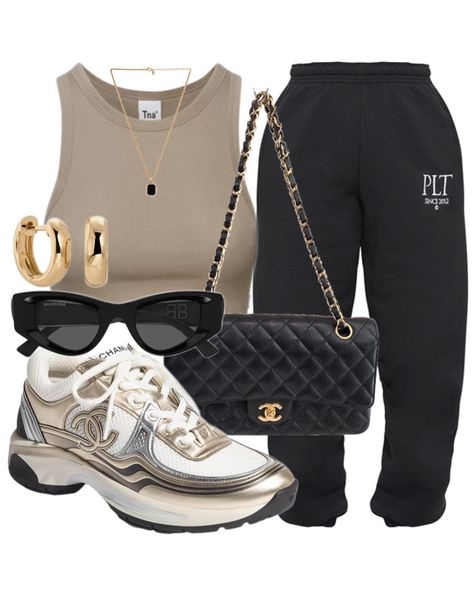 Chanel Sneakers Outfit, Black Joggers Outfit, Running Errands Outfit, Errands Outfit, Chanel Sneakers, Fasion Outfits, Joggers Outfit, Effortlessly Chic Outfits, Chill Outfits