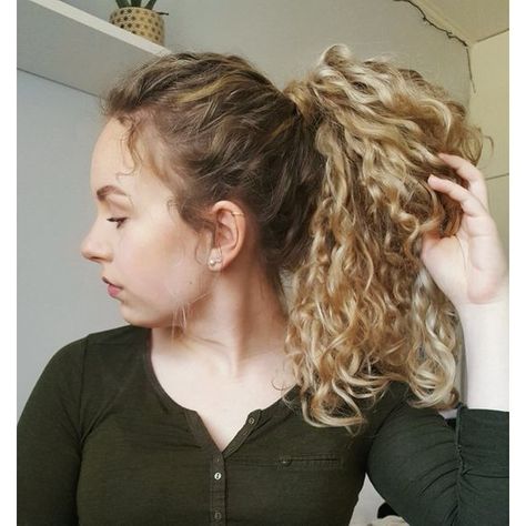 Naturally curly hair ❤ liked on Polyvore featuring beauty products, haircare and curly hair care Curly Natural Curls, Long Natural Curls, Curly Hair Trends, Blonde Curly Hair, Curly Ponytail, Blonde Curls, Ponytail Hair Extensions, Natural Curls Hairstyles, Hairstyles Curly