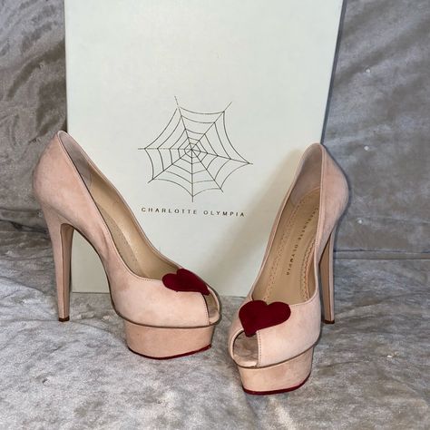 Charlotte Olympia Shoes, New Heels, Princess Shoes, Shoe Inspo, Aesthetic Shoes, Charlotte Olympia, Dream Shoes, Red Fashion, Evening Party