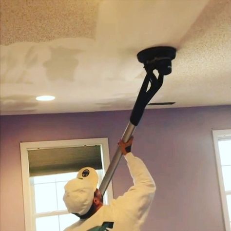 599 Likes, 43 Comments - Atlas Machinery (@atlasmachinery) on Instagram: “Happy Festool Friday!!! Planex Easy #DustFree Popcorn Removal 🙌 🎥 @wetpaintprofessionalpainters…” Scraping Popcorn Ceilings Diy, Remove Popcorn Ceiling, Popcorn Ceiling Makeover, Ceiling Makeover, Popcorn Ceiling Removal, Making Popcorn, Ceiling Remodel, Covering Popcorn Ceiling, Removing Popcorn Ceiling