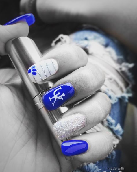 Uk Nails Kentucky Wildcat, University Of Kentucky Nails, Kentucky Blue Nails, Kentucky Nails, Basketball Nail Designs, Baseball Nail Designs, Hockey Nails, Basketball Nails, Paw Print Nails