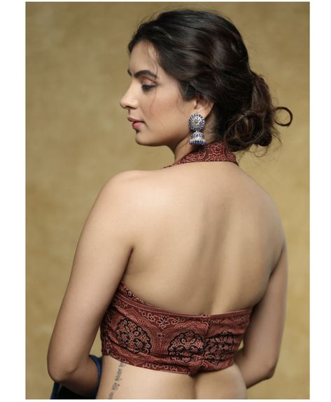 Halter Neck Blouse, Kerala Saree Blouse Designs, Sleeveless Blouse Designs, Wedding Outfits For Women, Halter Neck Blouses, Latest Blouse Designs Pattern, Backless Blouse Designs, Latest Model Blouse Designs, Corset Blouse