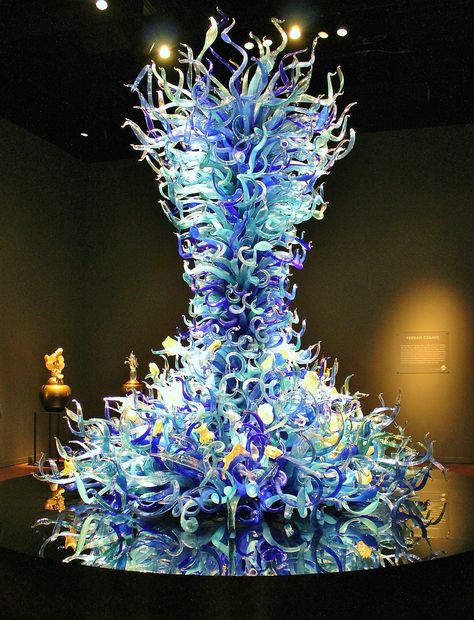 Chihuly - Seattle, WA Chihuly Chandelier Plastic Bottles, Chilhuly Glass Dale Chihuly, Chiluly Glass Dale Chihuly, Chihuly Chandelier, Glass Fish Sculpture, Blown Glass Art Sculpture Dale Chihuly, Dale Chihuly, Painted Glass Art, Glass Installation